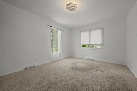 319 Hastings Avenue Highland Park IL 60035