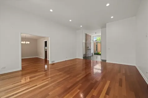 319 Hastings Avenue Highland Park IL 60035