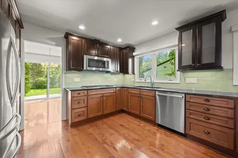 319 Hastings Avenue Highland Park IL 60035