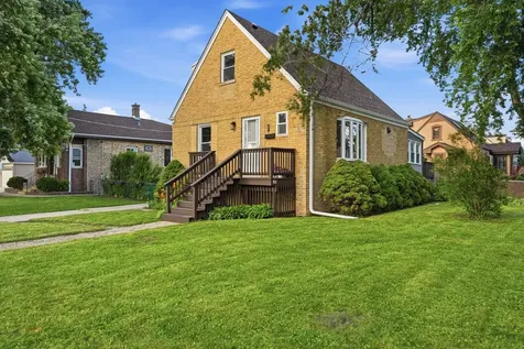 1610 Stockton Avenue Des Plaines IL 60018