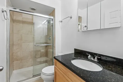 6400 North Sacramento Avenue Chicago IL 60645