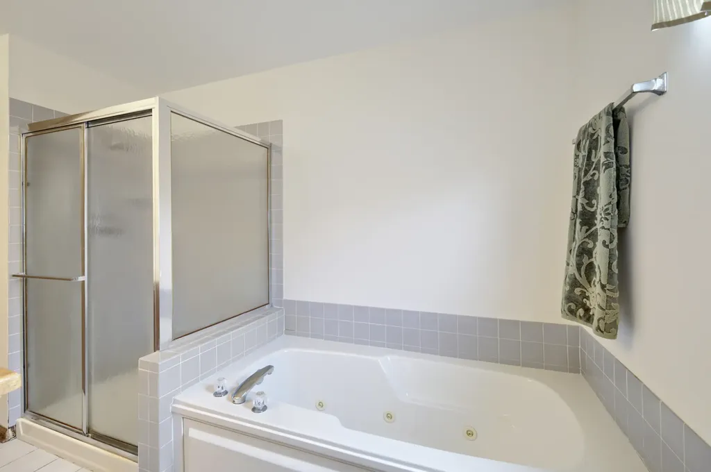 12440 South Bobwhite Lane Plainfield IL 60585