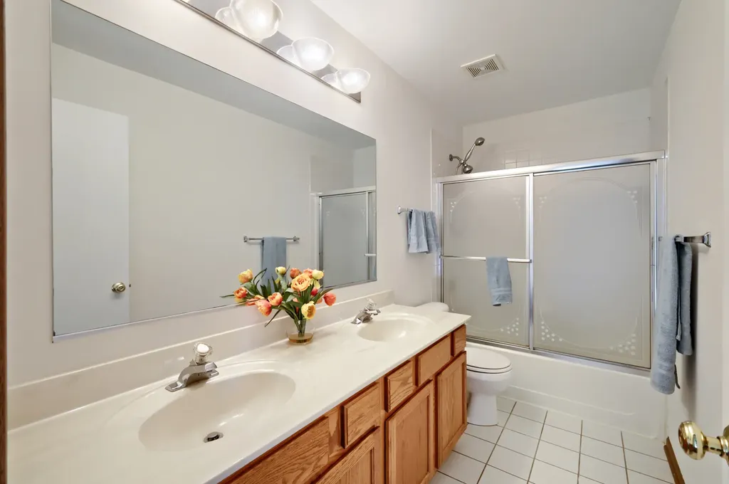 12440 South Bobwhite Lane Plainfield IL 60585