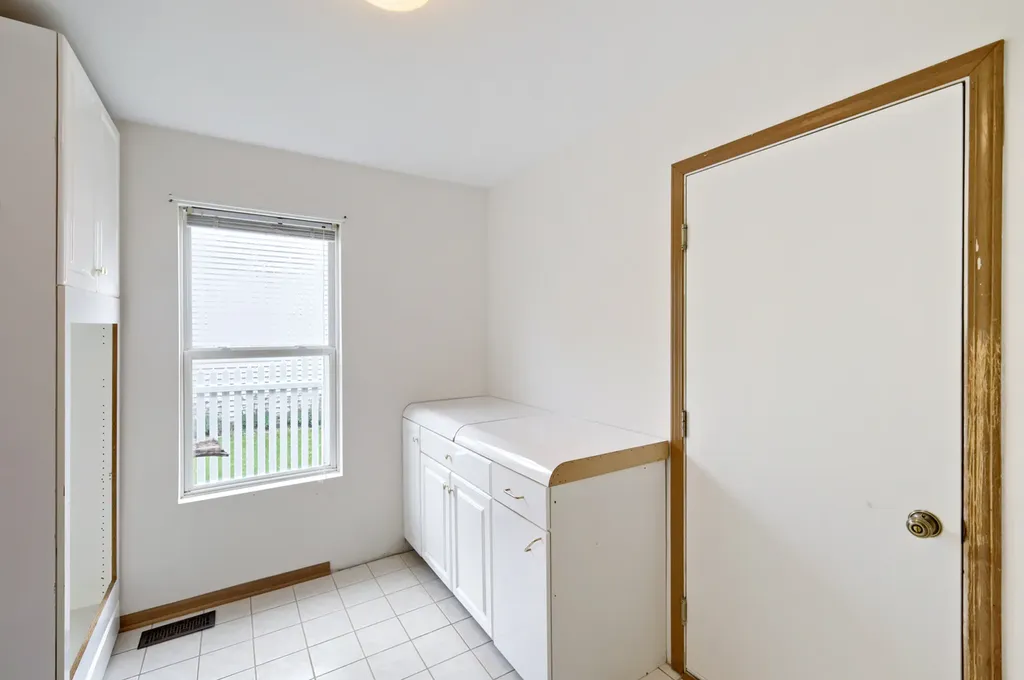 12440 South Bobwhite Lane Plainfield IL 60585