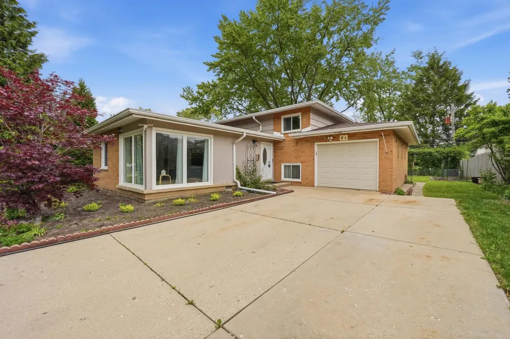 5 South Waterman Avenue Arlington Heights IL 60004