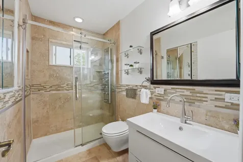 5 South Waterman Avenue Arlington Heights IL 60004
