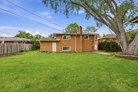 5 South Waterman Avenue Arlington Heights IL 60004