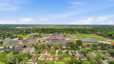 5 South Waterman Avenue Arlington Heights IL 60004