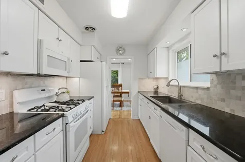 5 South Waterman Avenue Arlington Heights IL 60004