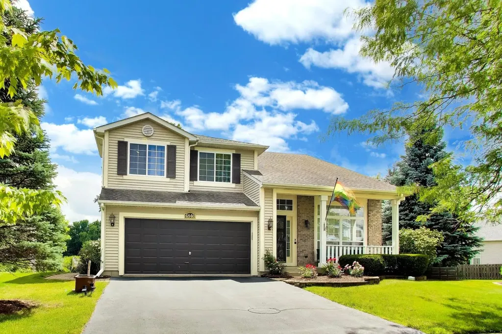 4840 Bordeaux Drive Lake In The Hills IL 60156