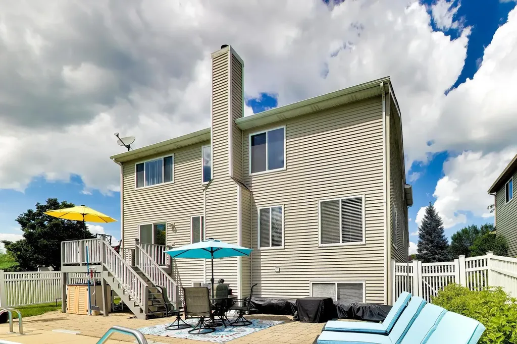4840 Bordeaux Drive Lake In The Hills IL 60156