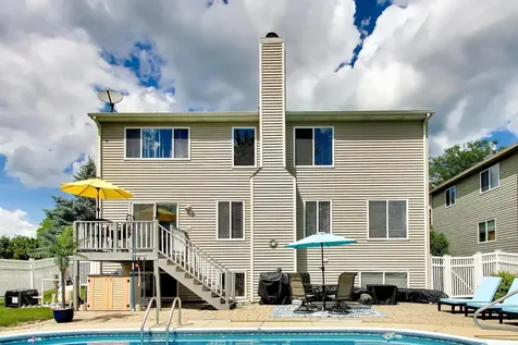 4840 Bordeaux Drive Lake In The Hills IL 60156