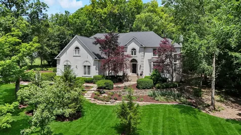 36W244 Fieldcrest Drive St. Charles IL 60175