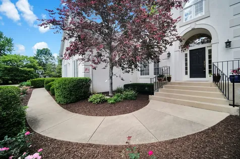 36W244 Fieldcrest Drive St. Charles IL 60175