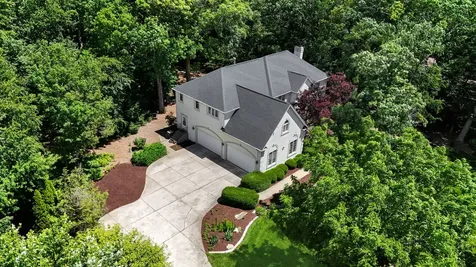36W244 Fieldcrest Drive St. Charles IL 60175