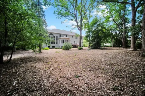 36W244 Fieldcrest Drive St. Charles IL 60175