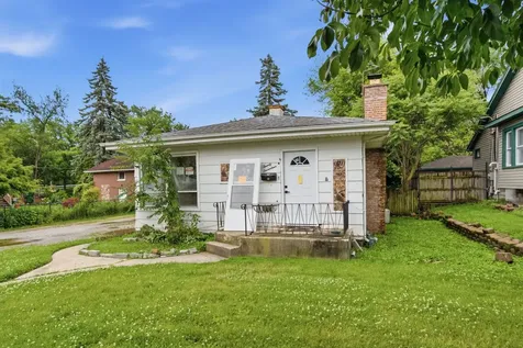 2017 Grove Street Blue Island IL 60406