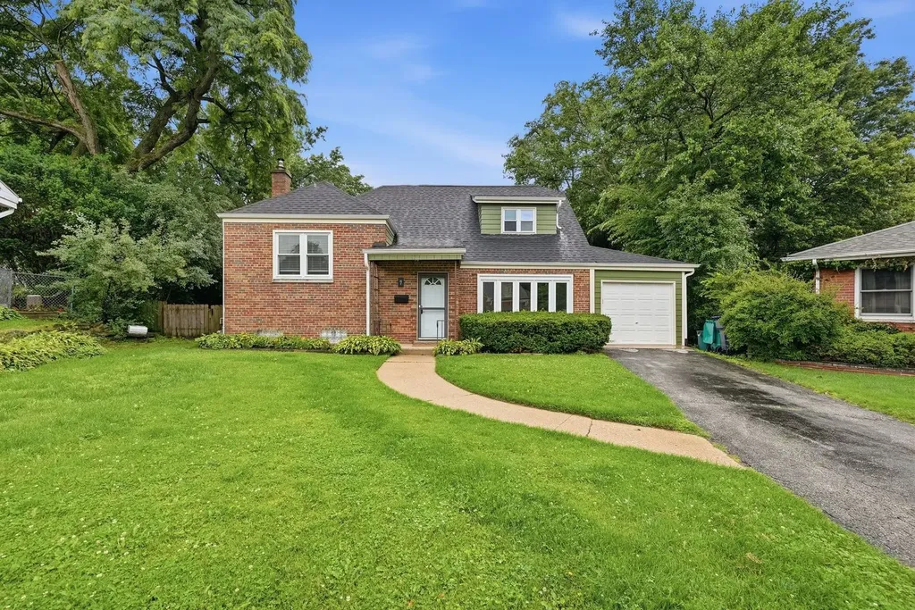 7 Park Road Court Lombard IL 60148