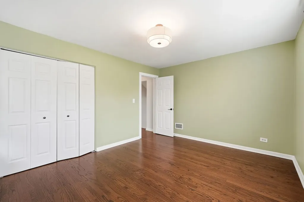 7 Park Road Court Lombard IL 60148