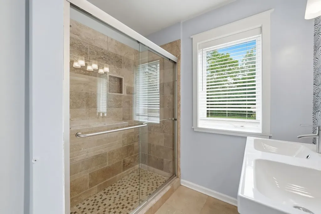 7 Park Road Court Lombard IL 60148