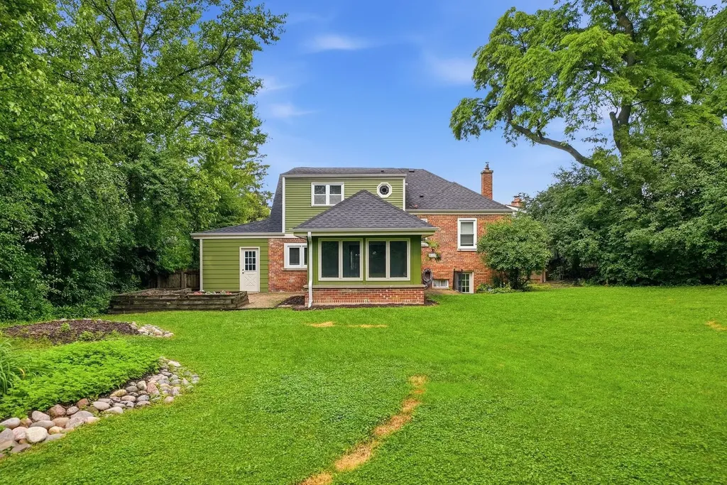 7 Park Road Court Lombard IL 60148