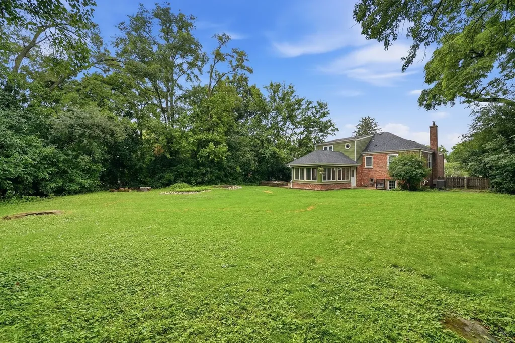 7 Park Road Court Lombard IL 60148