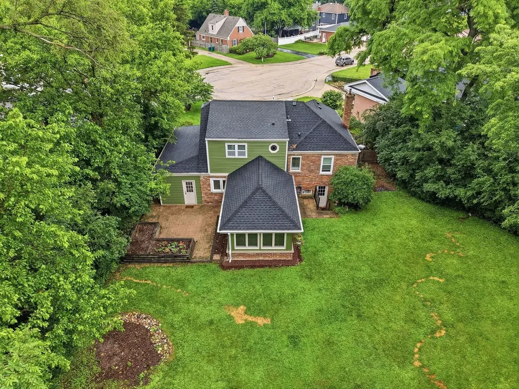 7 Park Road Court Lombard IL 60148