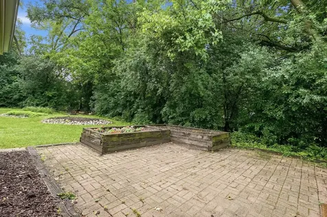 7 Park Road Court Lombard IL 60148