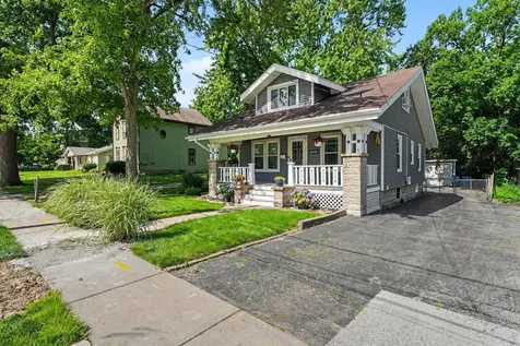 1328 Benton Street Crete IL 60417