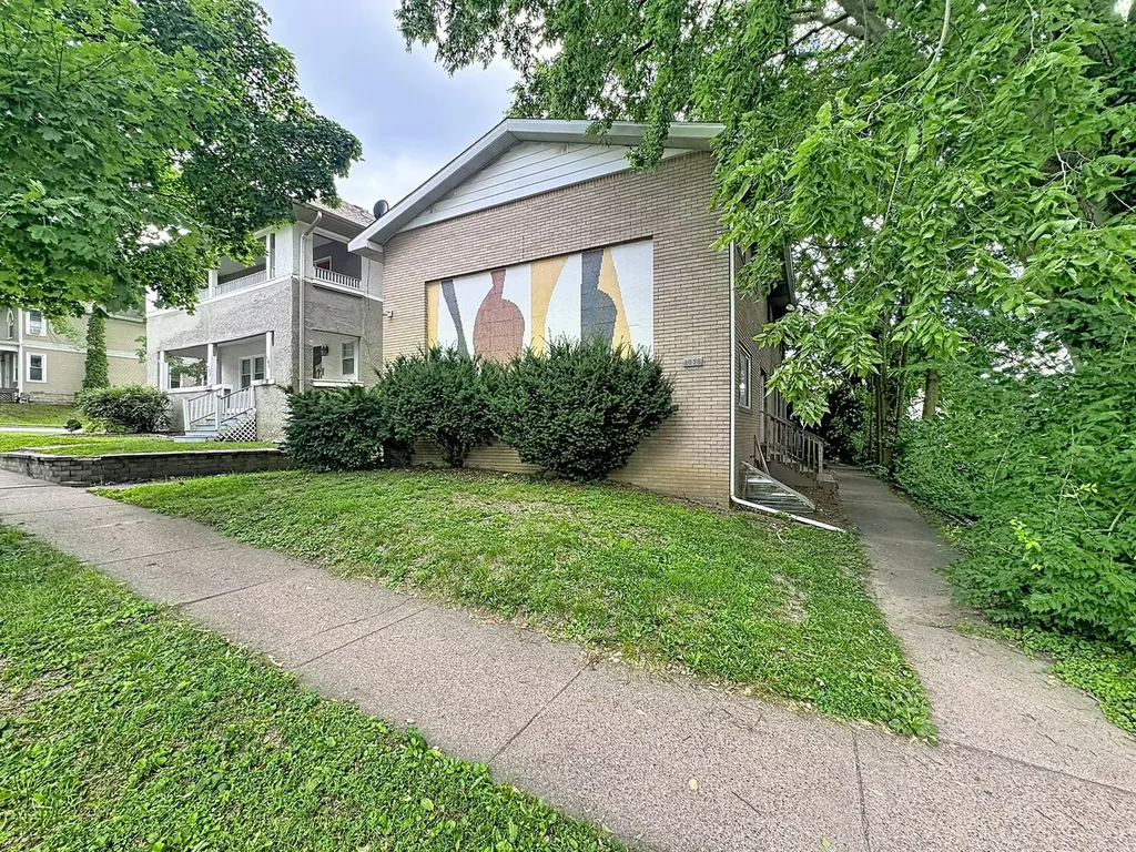 1038 20TH Street Rock Island IL 61201