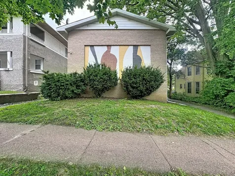 1038 20TH Street Rock Island IL 61201