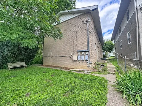 1038 20TH Street Rock Island IL 61201