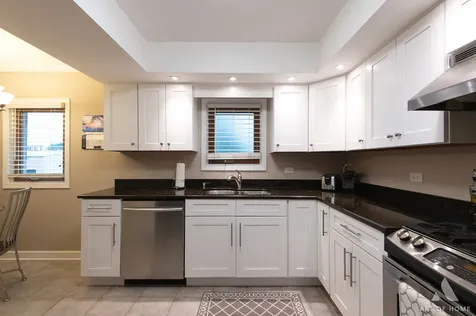 9839 Natoma Avenue Chicago Ridge IL 60415