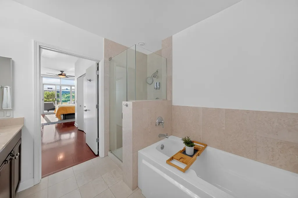 1235 South Prairie Avenue Chicago IL 60605