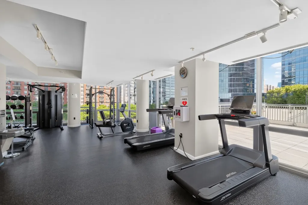 1235 South Prairie Avenue Chicago IL 60605