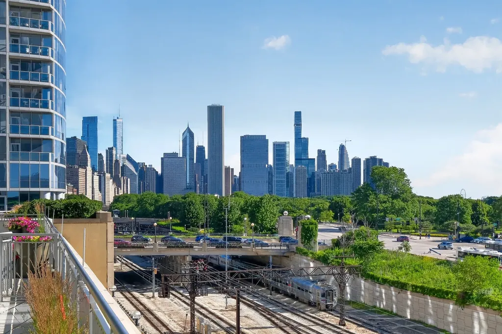 1235 South Prairie Avenue Chicago IL 60605