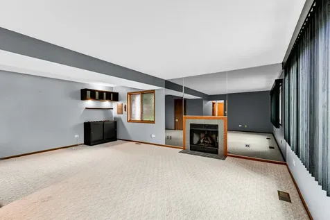 9350 Windsor Parkway Tinley Park IL 60487