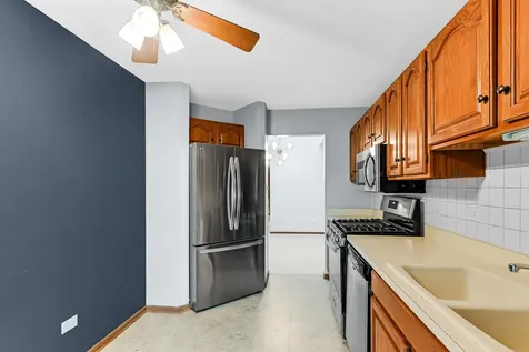 9350 Windsor Parkway Tinley Park IL 60487