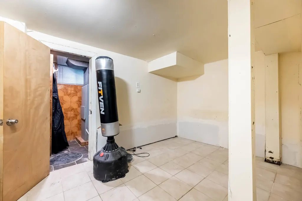 3544 West 63rd Place Chicago IL 60629