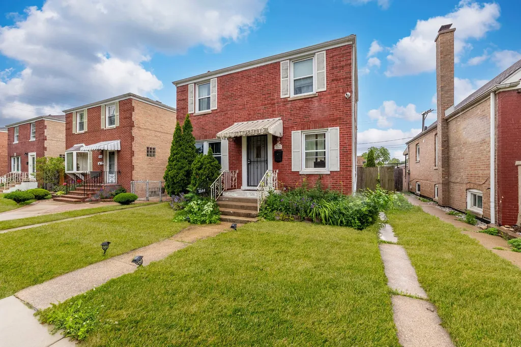 3544 West 63rd Place Chicago IL 60629
