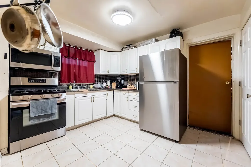 3544 West 63rd Place Chicago IL 60629