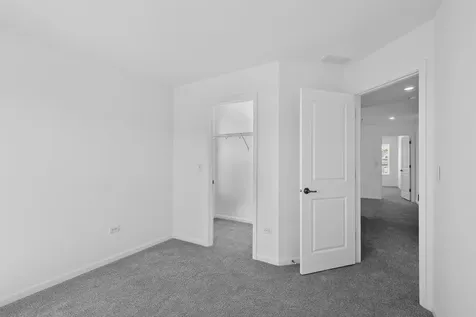 643 Cassia Court Crystal Lake IL 60012