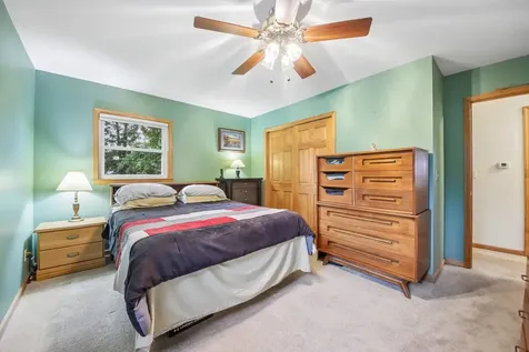 109 Weaver Drive Cary IL 60013