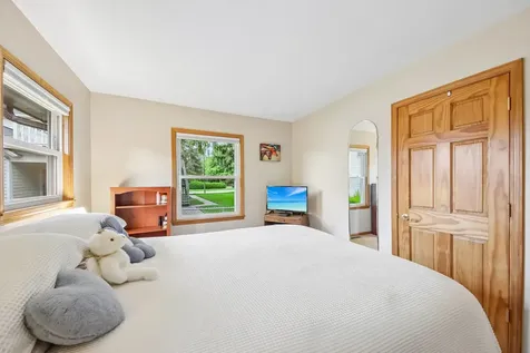 109 Weaver Drive Cary IL 60013