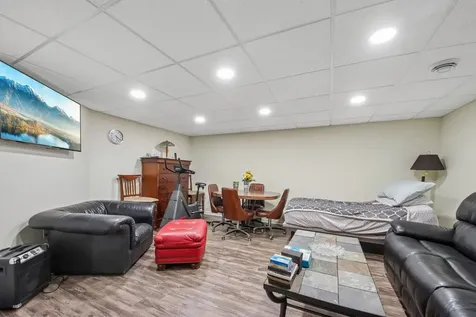 109 Weaver Drive Cary IL 60013