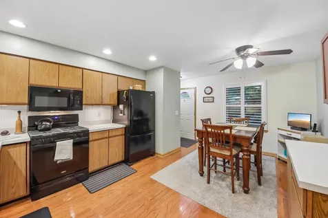 109 Weaver Drive Cary IL 60013