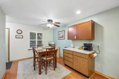 109 Weaver Drive Cary IL 60013