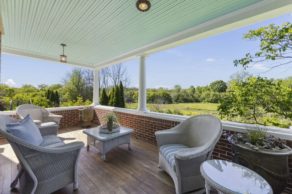 1760 Shaffner Road Wheaton IL 60189