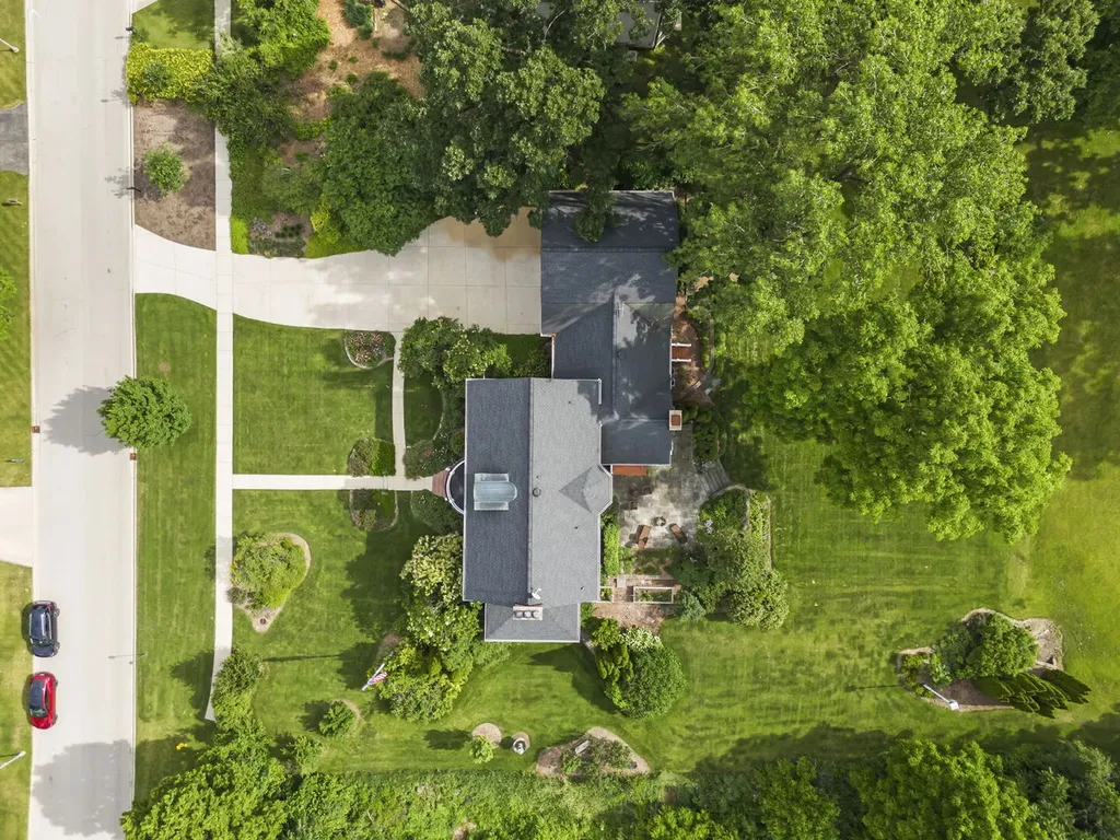 1760 Shaffner Road Wheaton IL 60189