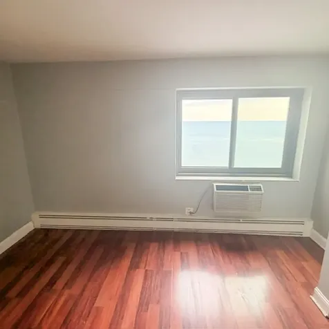7337 South South Shore Drive Chicago IL 60649